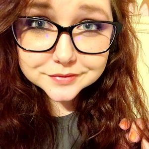 Meet your Posher, Kristina